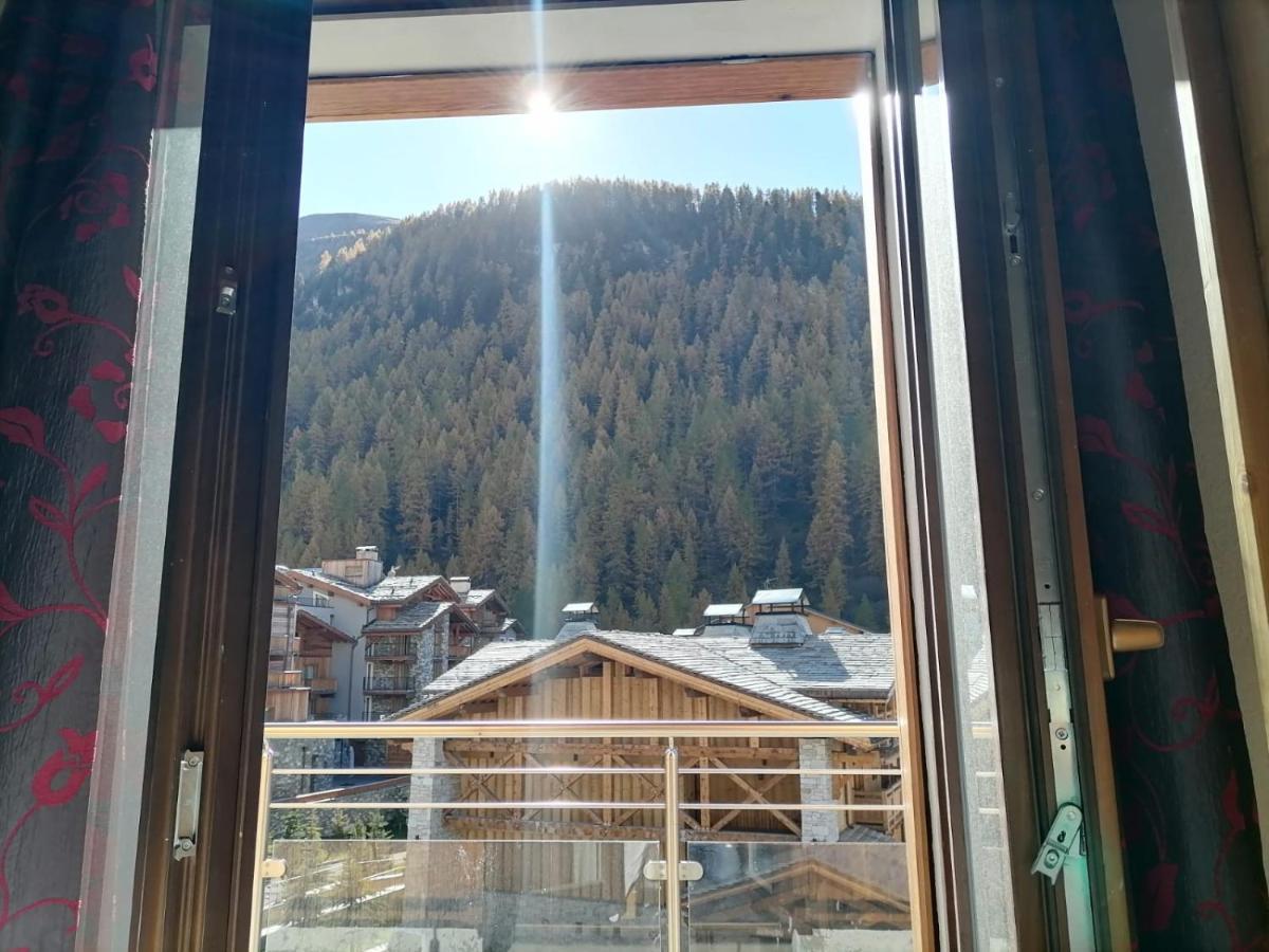 Hôtel Les Dolomites Val-dʼIsère Extérieur photo